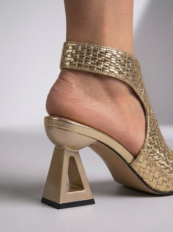 Isabelle | Elegant Heeled Sandals